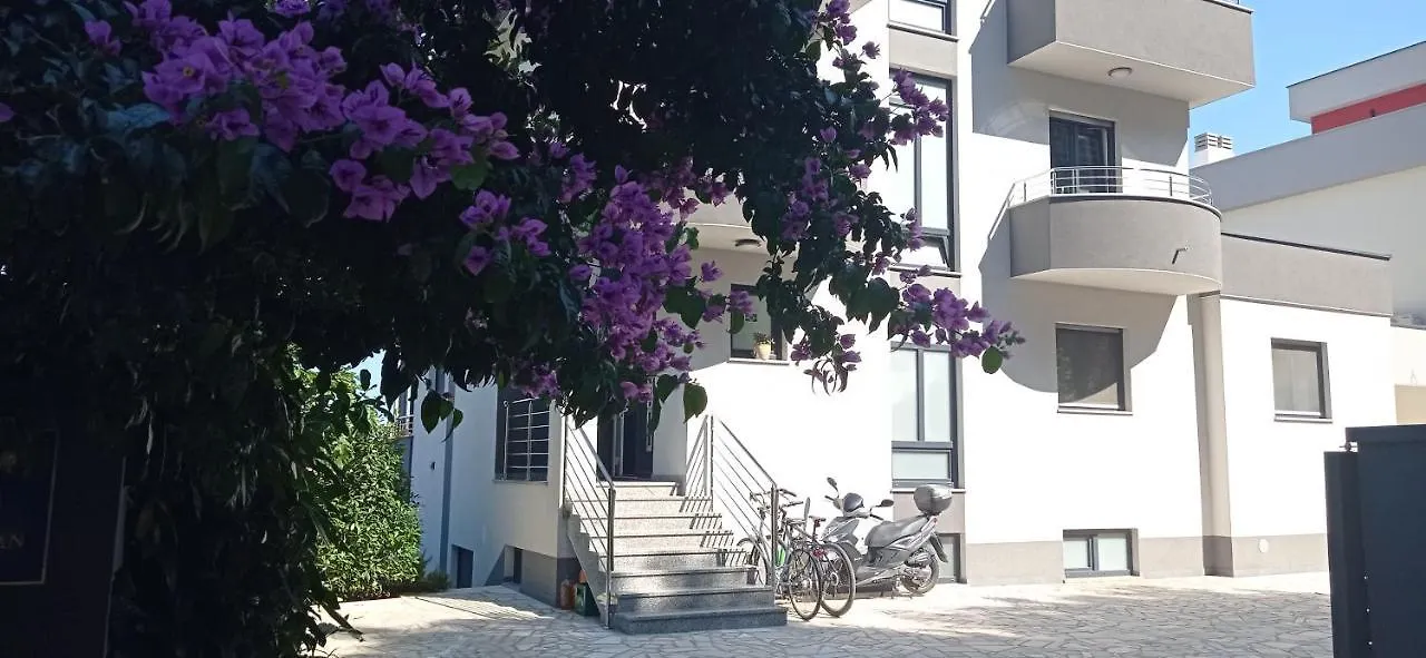 Pula Paradise